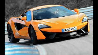 McLaren 540C driving...